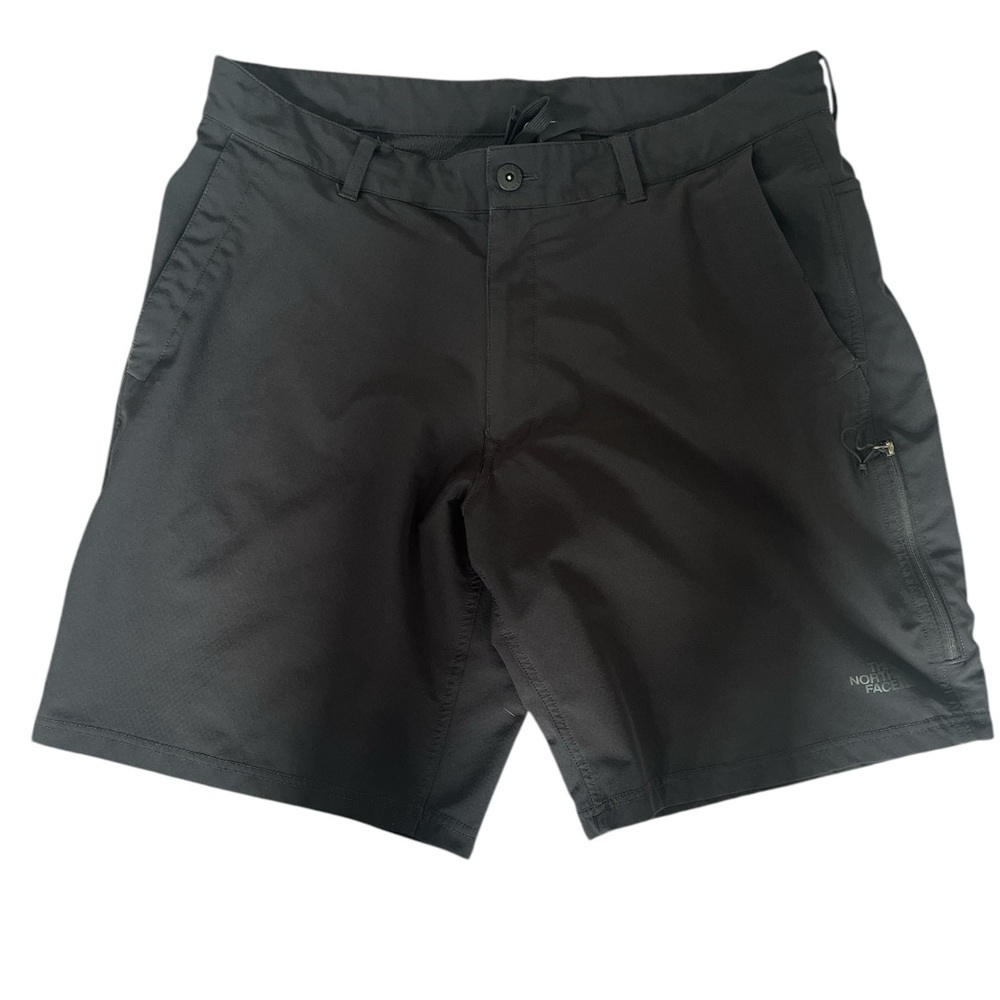The North Face Men’s Black Shorts Size 36